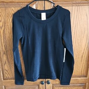 NWT Renew Seamless Crewnexk Top